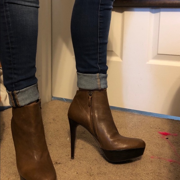 Nice boots - Picture 3 of 7